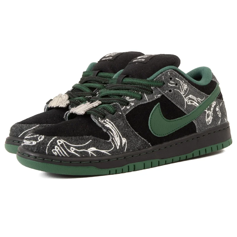 Skateboard Wheels With Smooth Edge Design-Nike SB - Dunk Low Pro (Black/Gorge Green-Summit White)